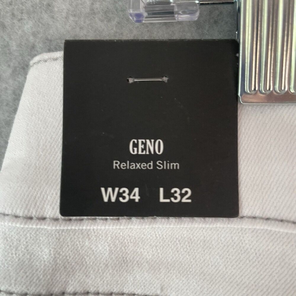 True Religion Geno Relaxed Slim Men's White Jeans 34x32 - Picture 8 of 13